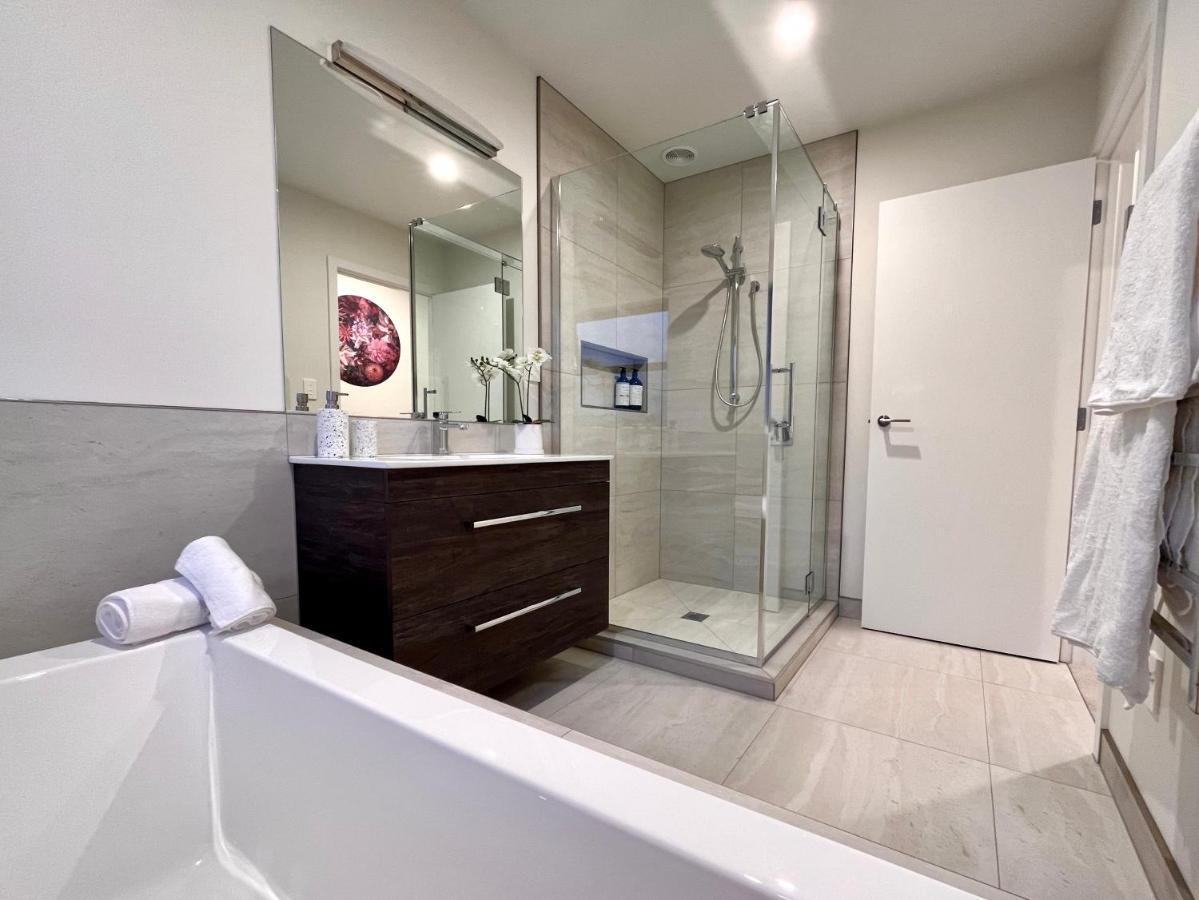 Luxury Villa, Central, Golf And Cafes - By Kosh Bnb Hamilton Exteriör bild