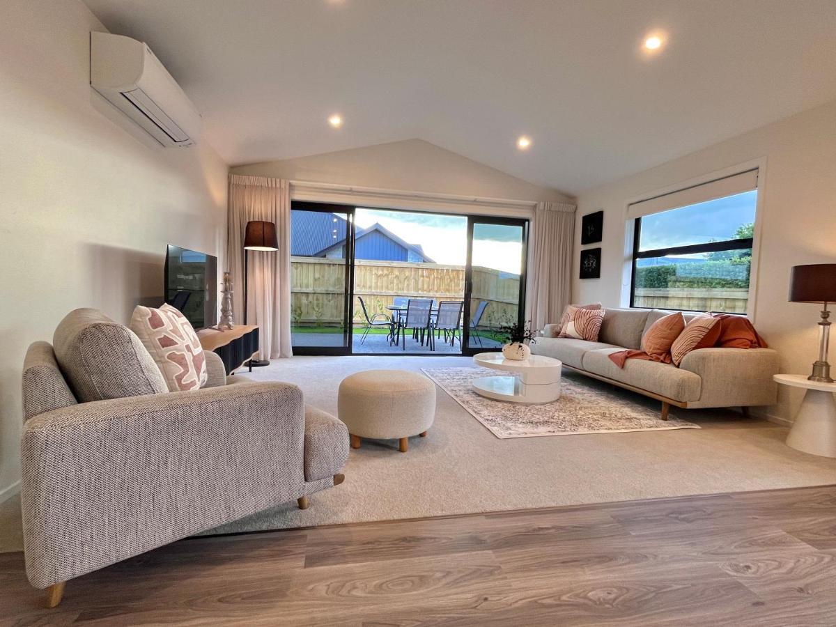 Luxury Villa, Central, Golf And Cafes - By Kosh Bnb Hamilton Exteriör bild