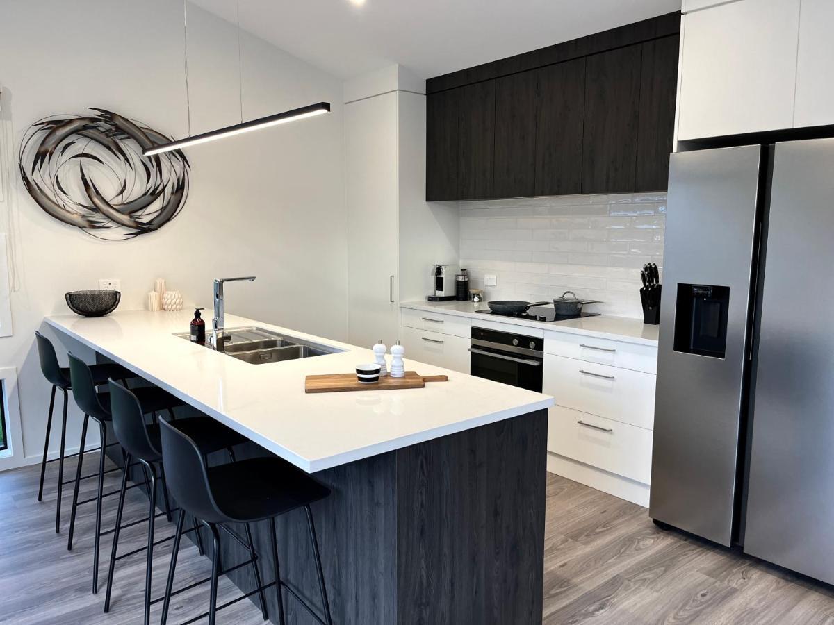 Luxury Villa, Central, Golf And Cafes - By Kosh Bnb Hamilton Exteriör bild